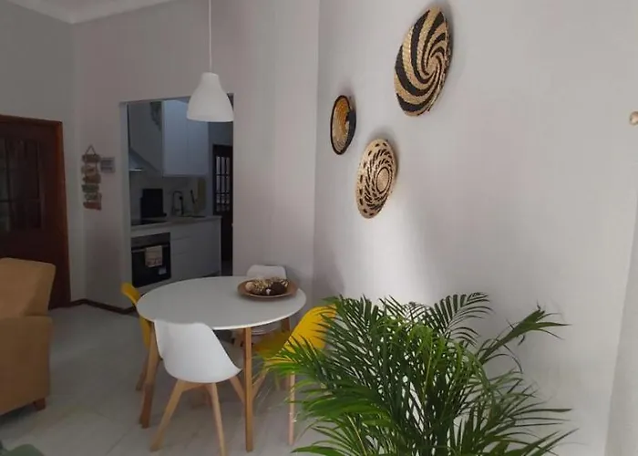 Ofelia Terrace House شقة