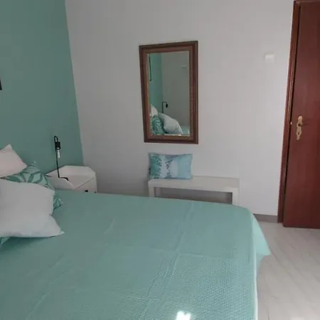 דירה Ofelia Terrace House