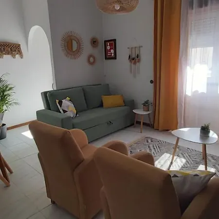 Ofelia Terrace House アパート ポルティマン